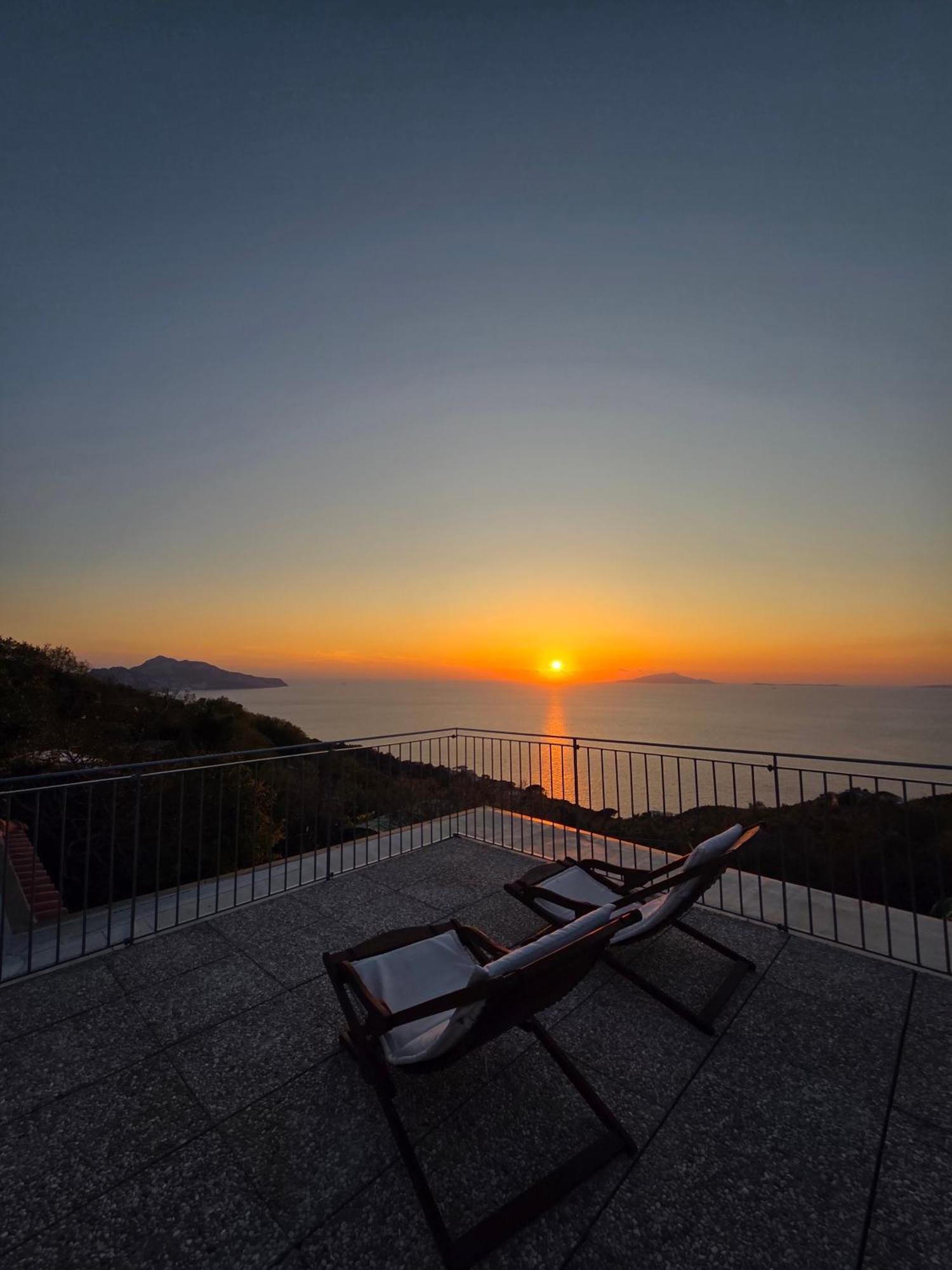 Sun & Relax, Relaxing Location With Seaview Villa Massa Lubrense Kültér fotó